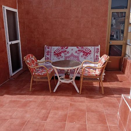 La Costa Del Sol Apartment ฟูเอนฮิโรลา ภายนอก รูปภาพ